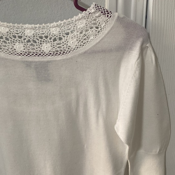 BCBGMaxaZria white sweater with short sleevesNWOT - Picture 7 of 12